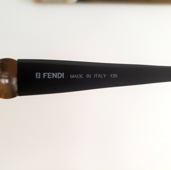 NOT FOR SALE 💖💖💖💖FENDI vintage FS 140 - Picture 5 of 9